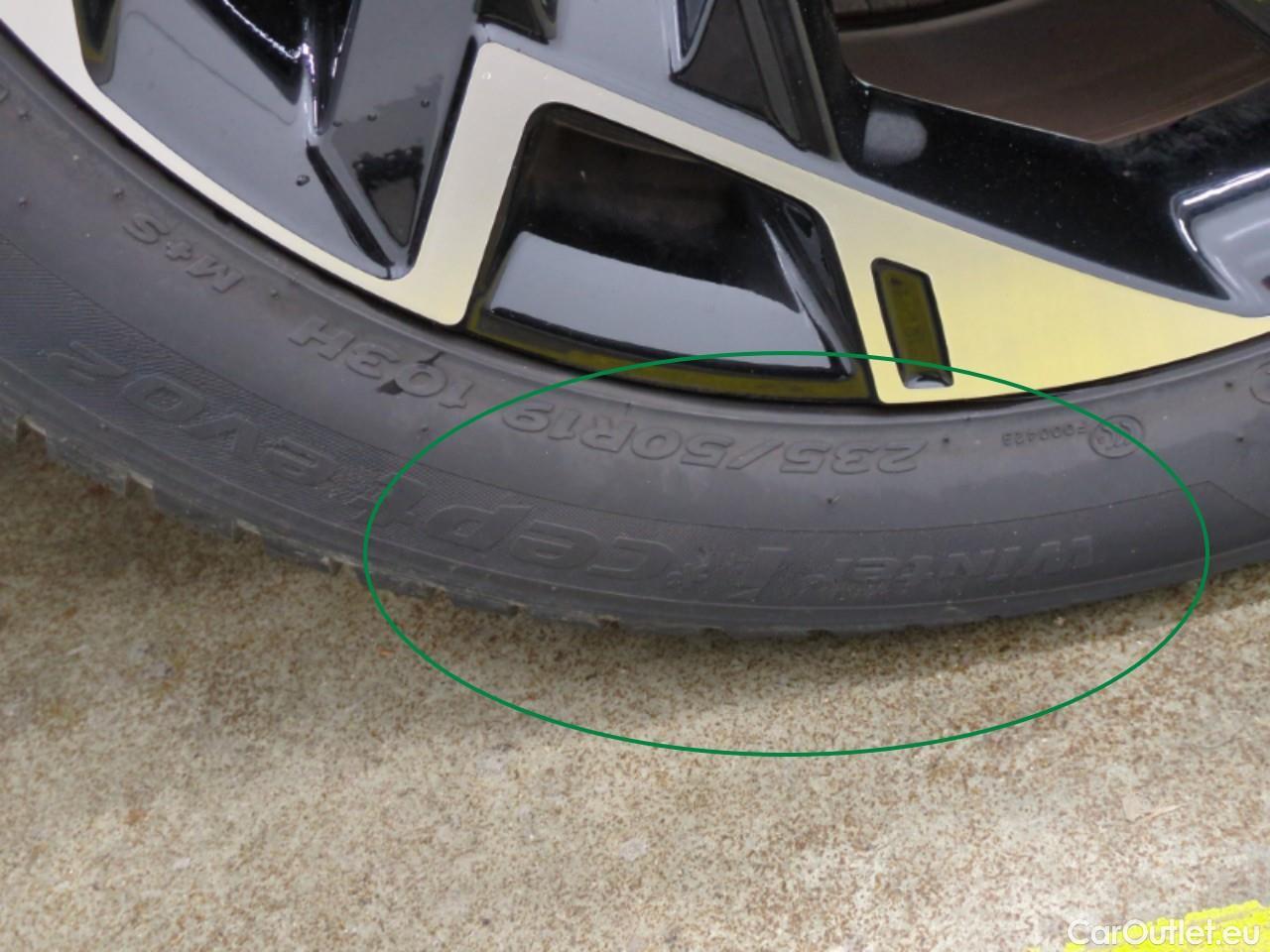  KIA  Sportage KIA  / 2021 / 5P / SUV 1.6 T-GDI 265 PHEV AUTO 4WD GT-LINE PREM #33