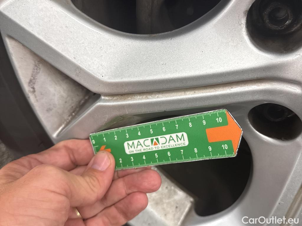  Nissan  Juke NISSAN  / 2019 / 5P / Crossover DIG-T 114 DCT Business+ #16