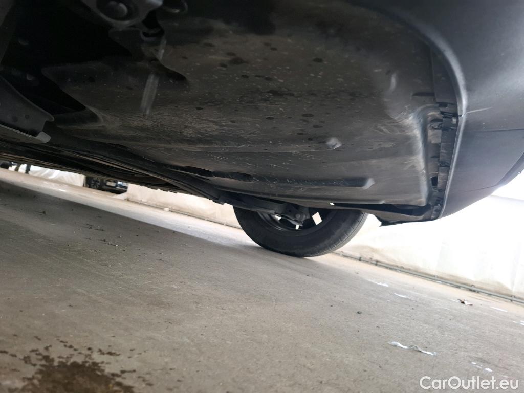  Mercedes  A-Klasse MERCEDES-BENZ Classe A Compact / 2018 / 5P / Berline A 180 d Business Line 8G-DCT #5