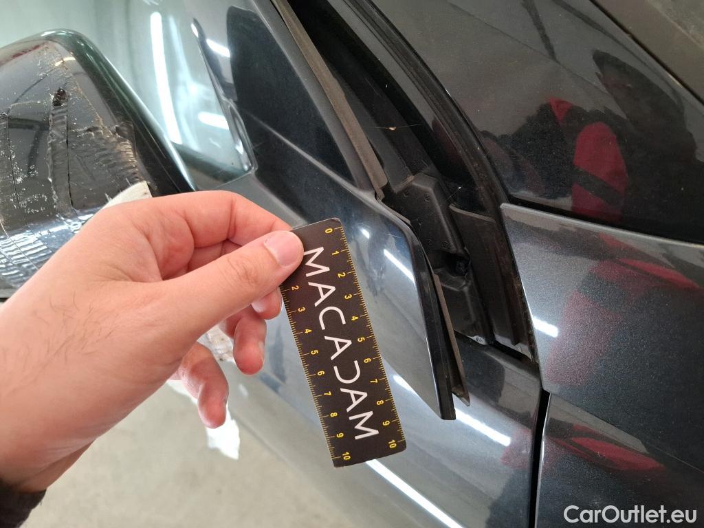  Land Rover  Discovery  Sport 20 TD4 180 AUTO 4WD HSE / Compteur en miles #4