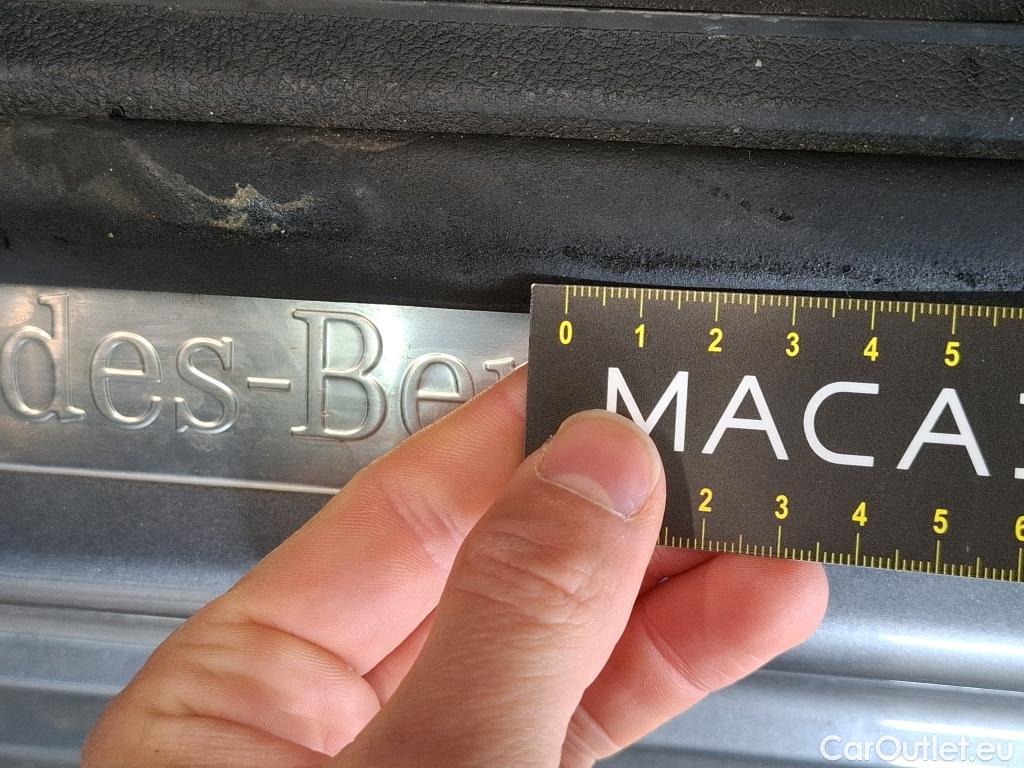  Mercedes  A-Klasse MERCEDES-BENZ Classe A Compact / 2018 / 5P / Berline A 180 d Business Line 8G-DCT #13