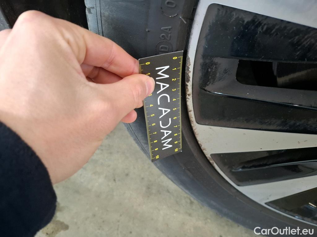  Mercedes  A-Klasse MERCEDES-BENZ Classe A Compact / 2018 / 5P / Berline A 180 d Business Line 8G-DCT #29