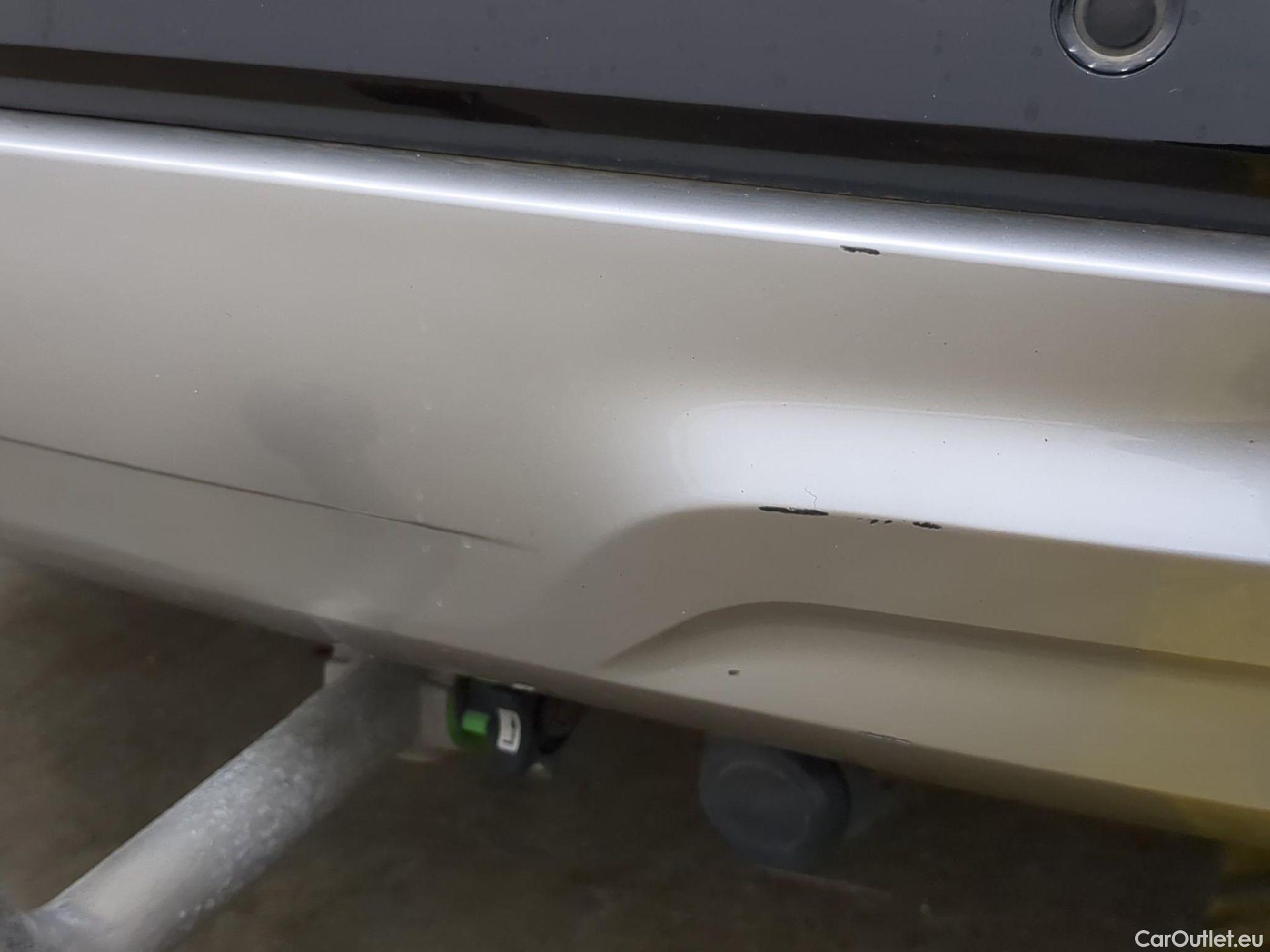  KIA  Sportage KIA  / 2021 / 5P / SUV 1.6 T-GDI 265 PHEV AUTO 4WD DESIGN #30