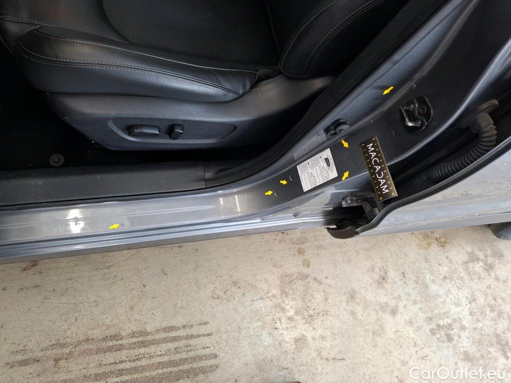  Nissan  Qashqai NISSAN  / 2017 / 5P / Crossover 1.3 DIG-T 160 DCT Tekna #9