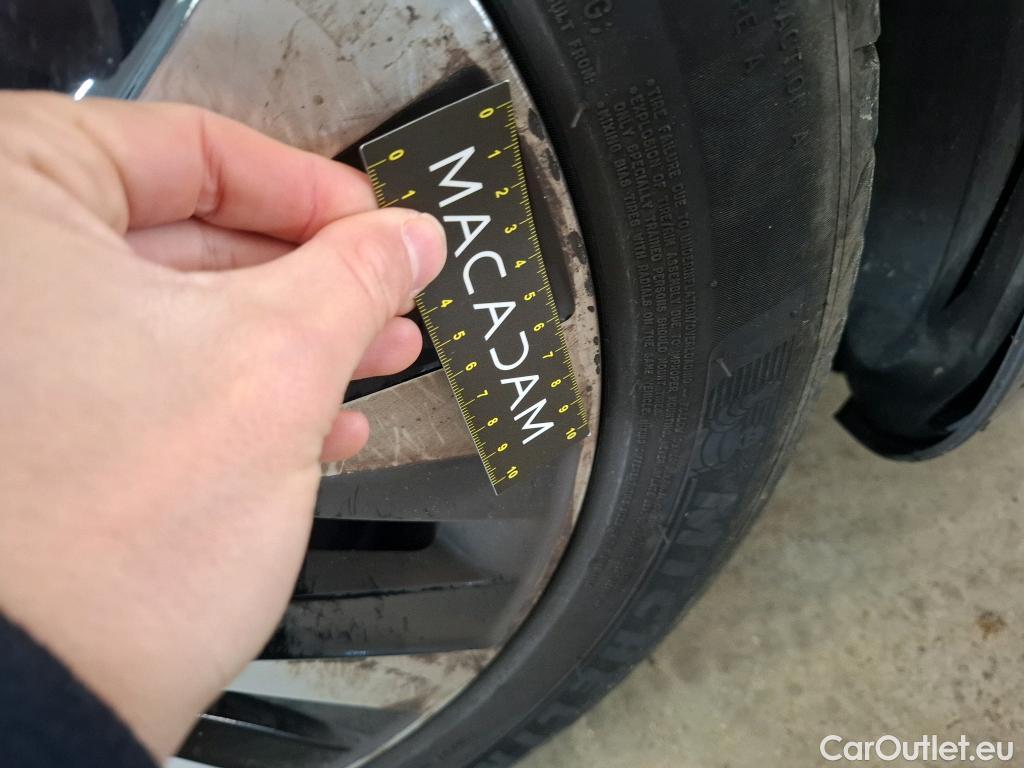  Mercedes  A-Klasse MERCEDES-BENZ Classe A Compact / 2018 / 5P / Berline A 180 d Business Line 8G-DCT #30