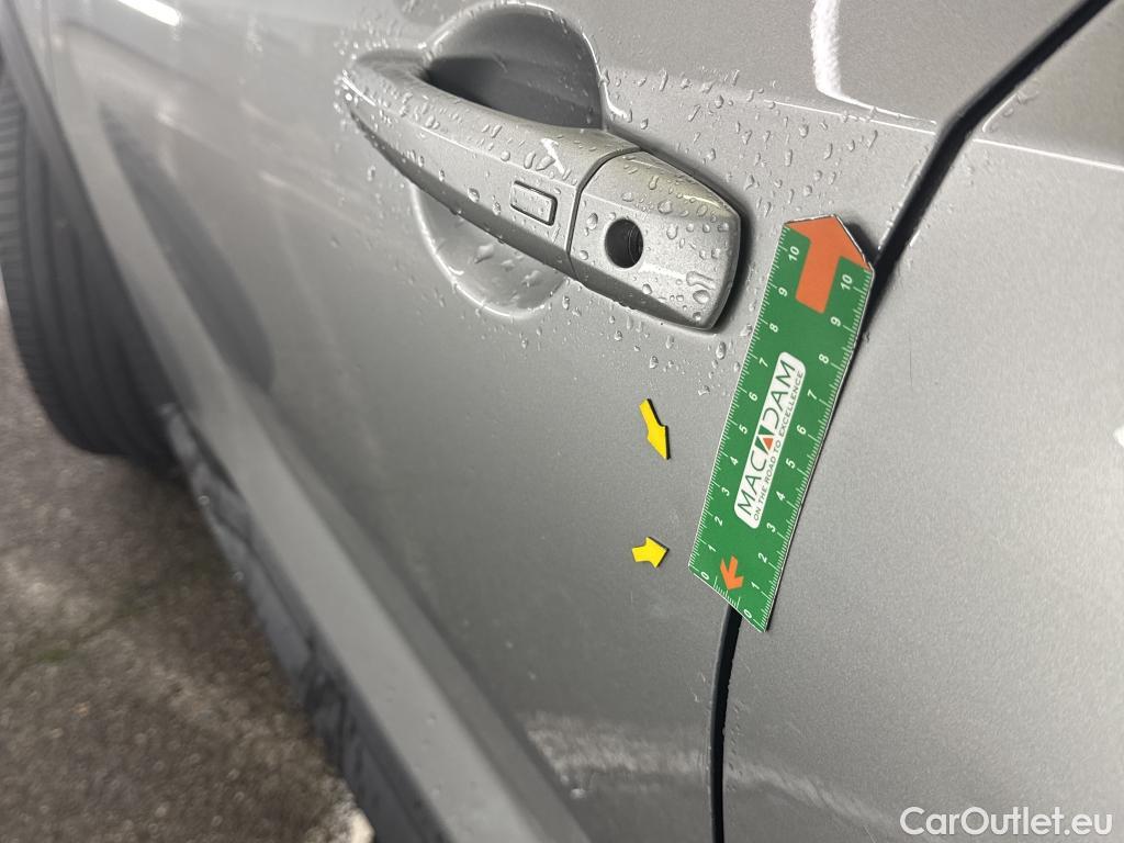  Nissan  Juke NISSAN  / 2019 / 5P / Crossover DIG-T 114 DCT Business+ #24