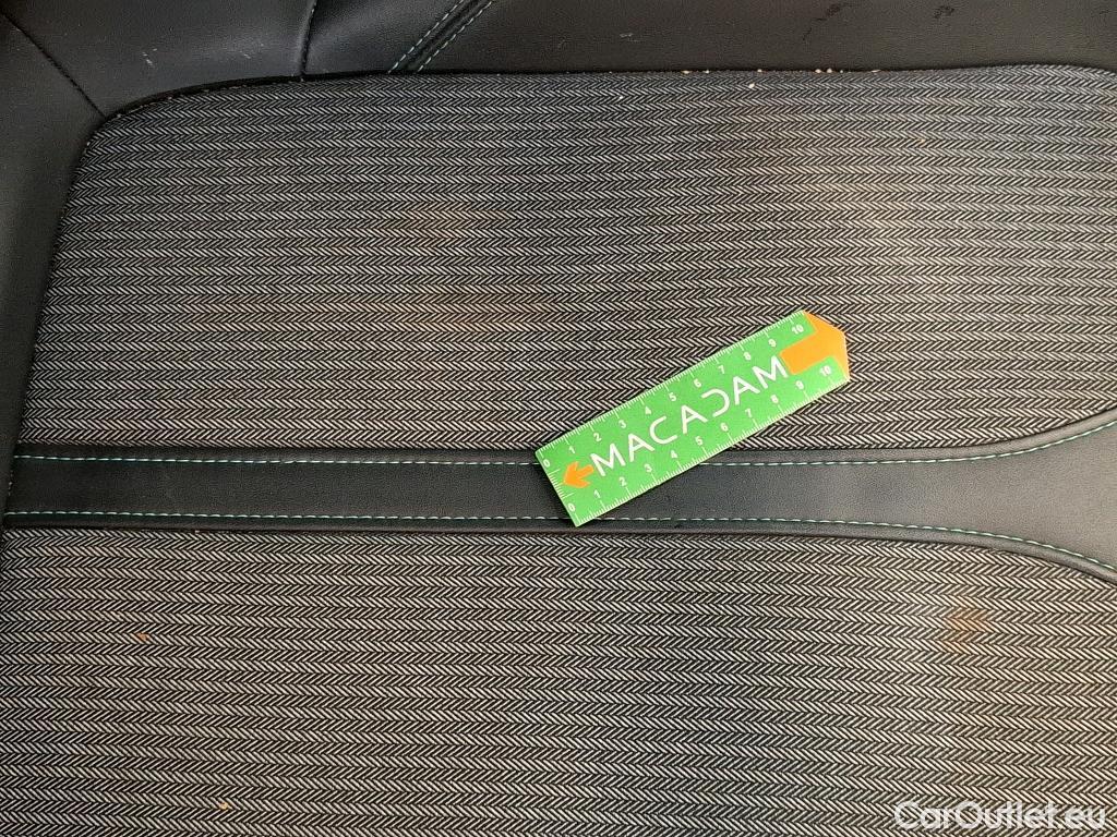  Peugeot  5008  Allure Pack 1.5 HDi 130CV BVM6 7 Sieges E6d #63