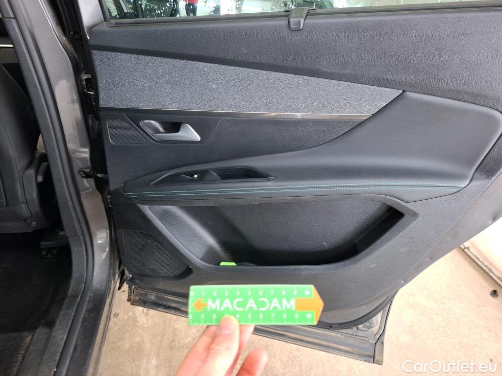  Peugeot  5008  Allure Pack 1.5 HDi 130CV BVM6 7 Sieges E6d #56