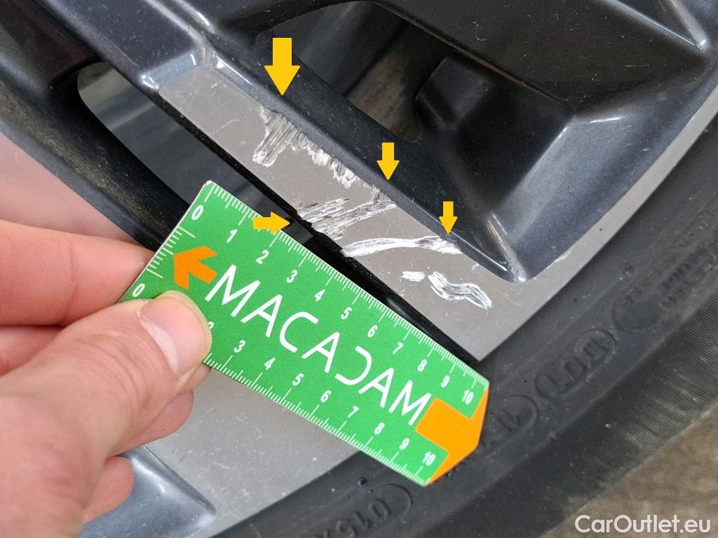  Peugeot  5008  Allure Pack 1.5 HDi 130CV BVM6 7 Sieges E6d #11