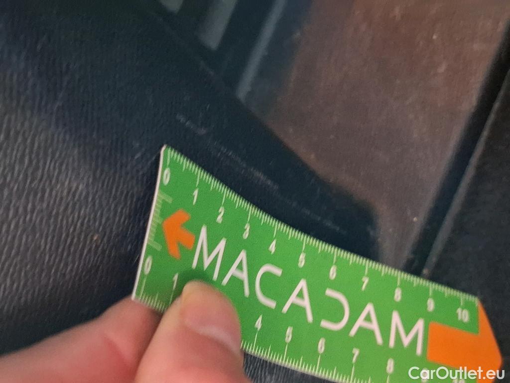  Peugeot  5008  Allure Pack 1.5 HDi 130CV BVM6 7 Sieges E6d #55