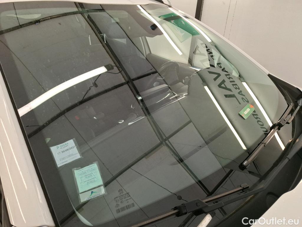  Peugeot  2008  Allure Business 1.2 PureTech 130CV BVM6 E6dT #25