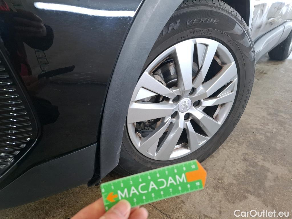  Peugeot  3008  Active Pack 1.5 HDi 130CV BVA8 E6d #34