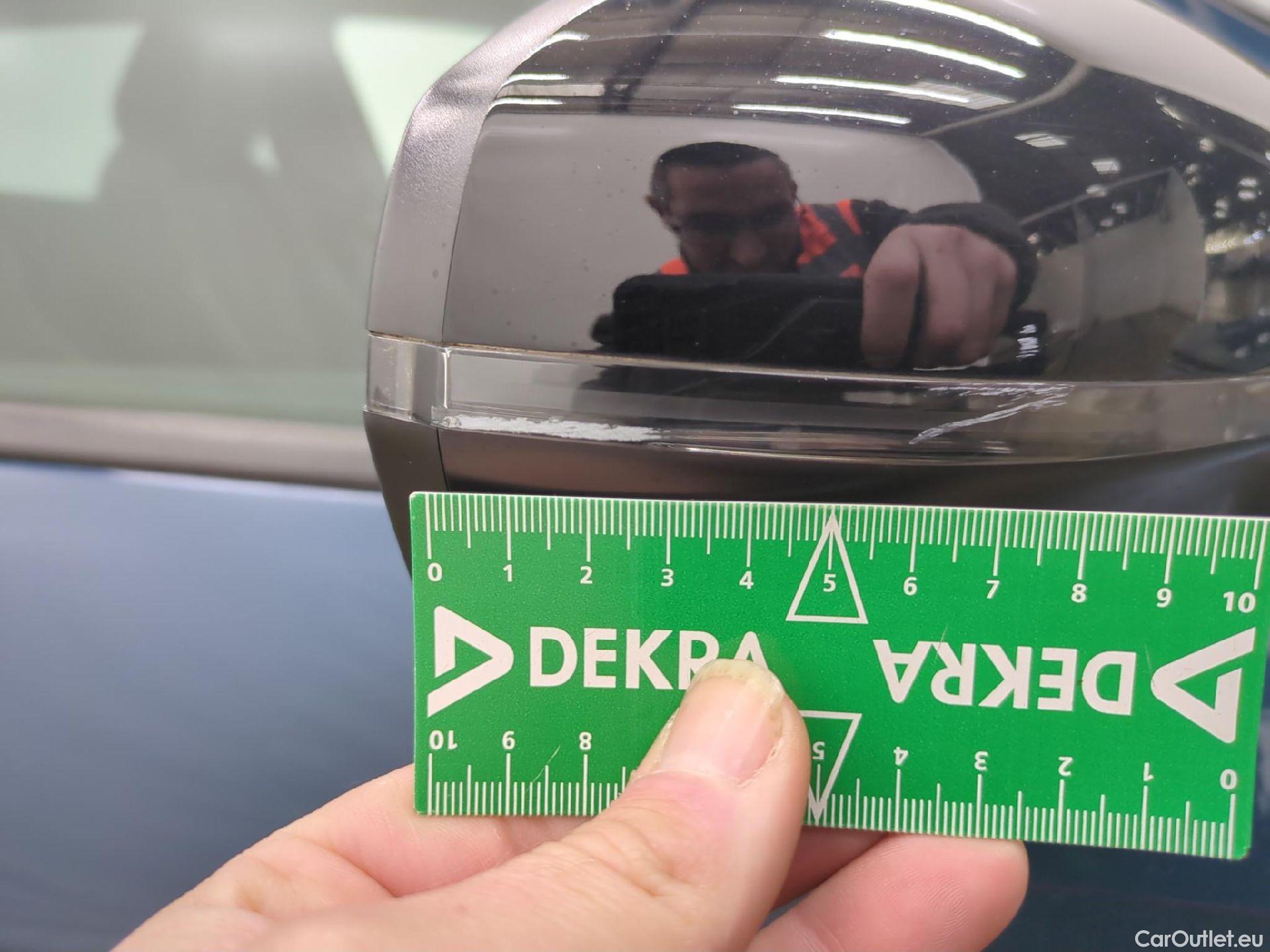  Peugeot  3008  Allure 1.5 HDi 130CV BVA8 E6d #47