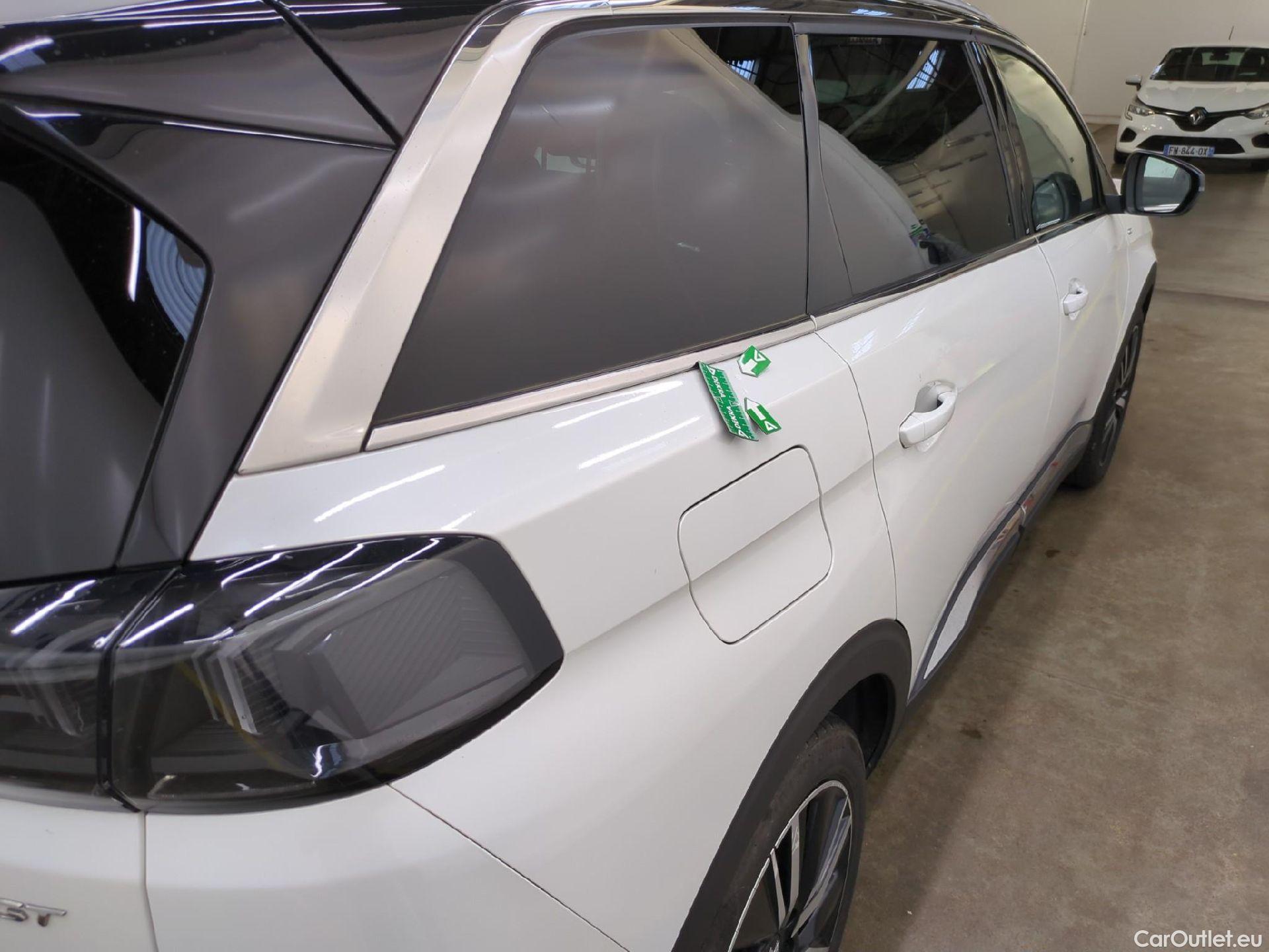  Peugeot  5008 PEUGEOT  / 2020 / 5P / SUV BlueHDi 130 S&S EAT8 GT Pack #41