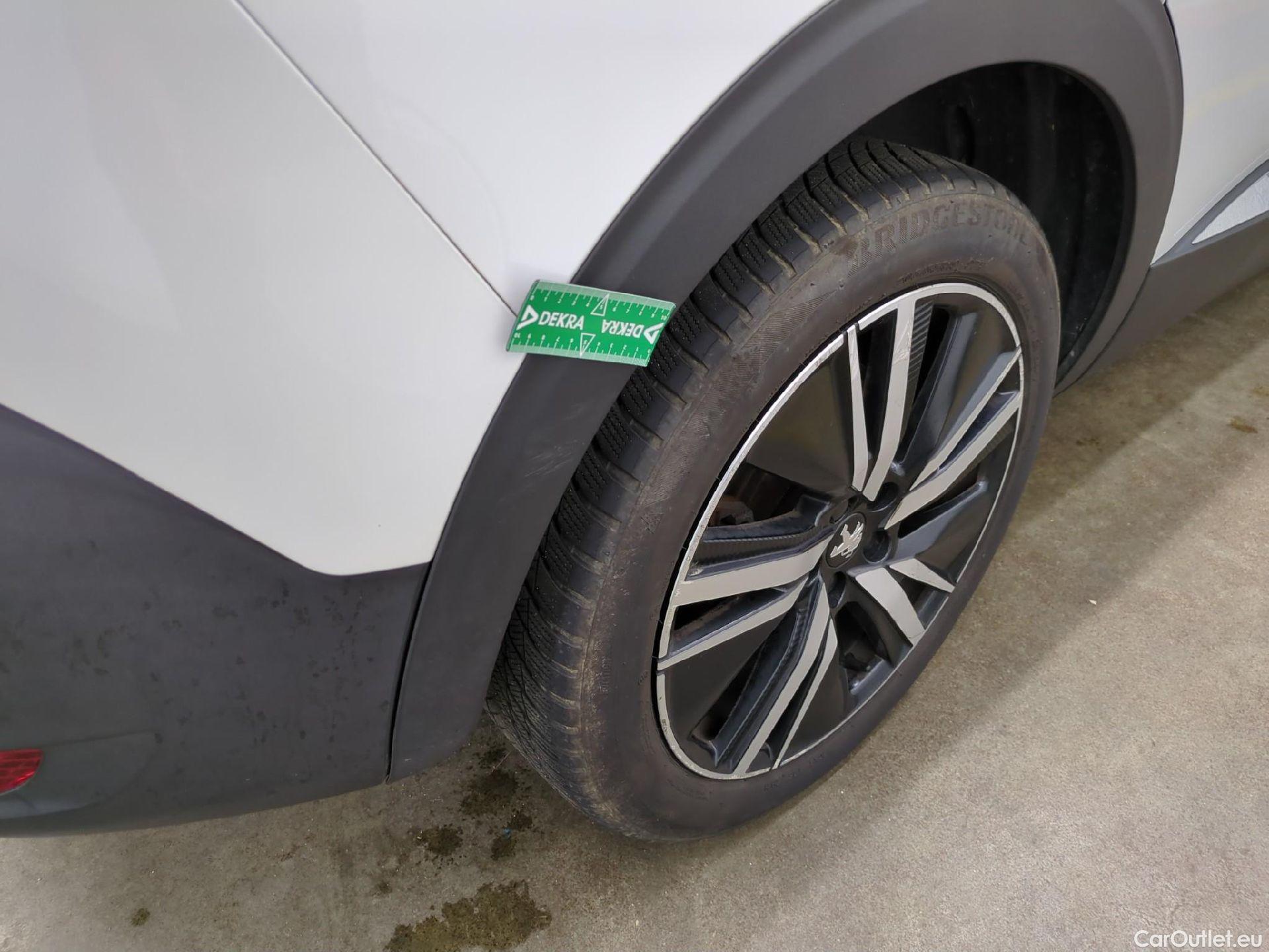  Peugeot  5008 PEUGEOT  / 2020 / 5P / SUV BlueHDi 130 S&S EAT8 GT Pack #64