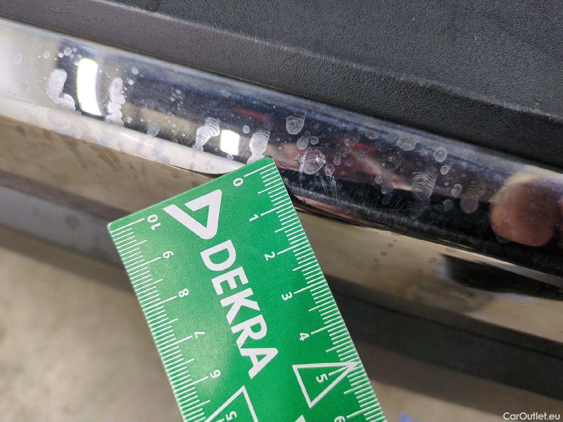  Peugeot  3008  Allure 1.5 HDi 130CV BVA8 E6d #38