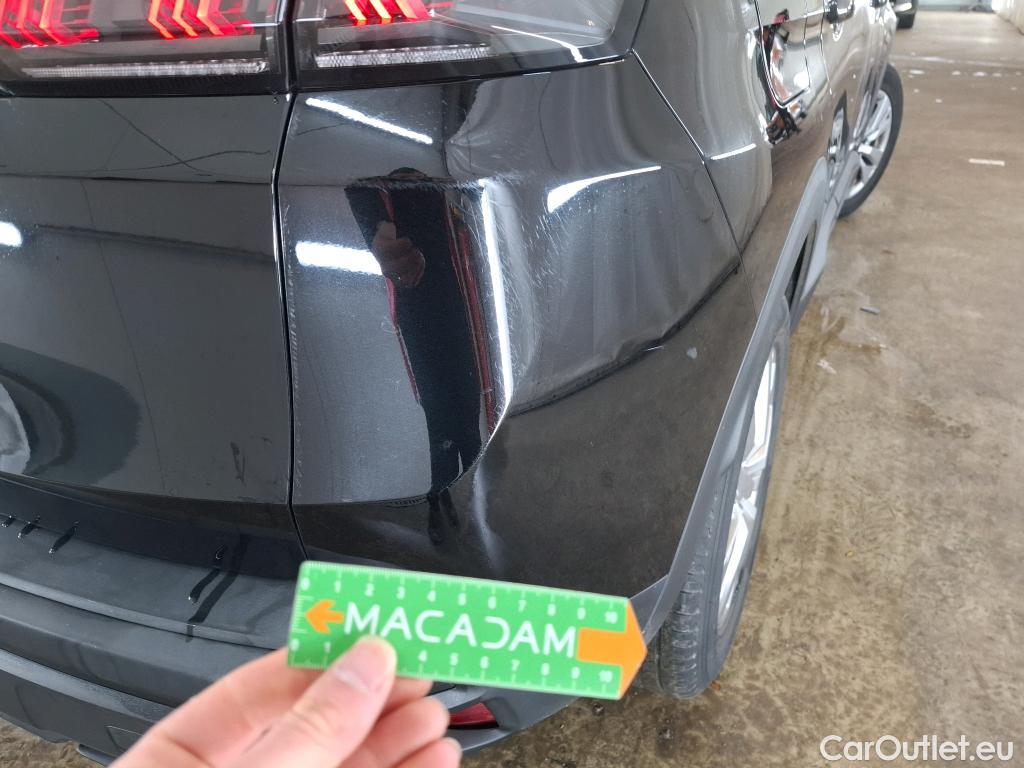  Peugeot  3008  Active Pack 1.5 HDi 130CV BVA8 E6d #17