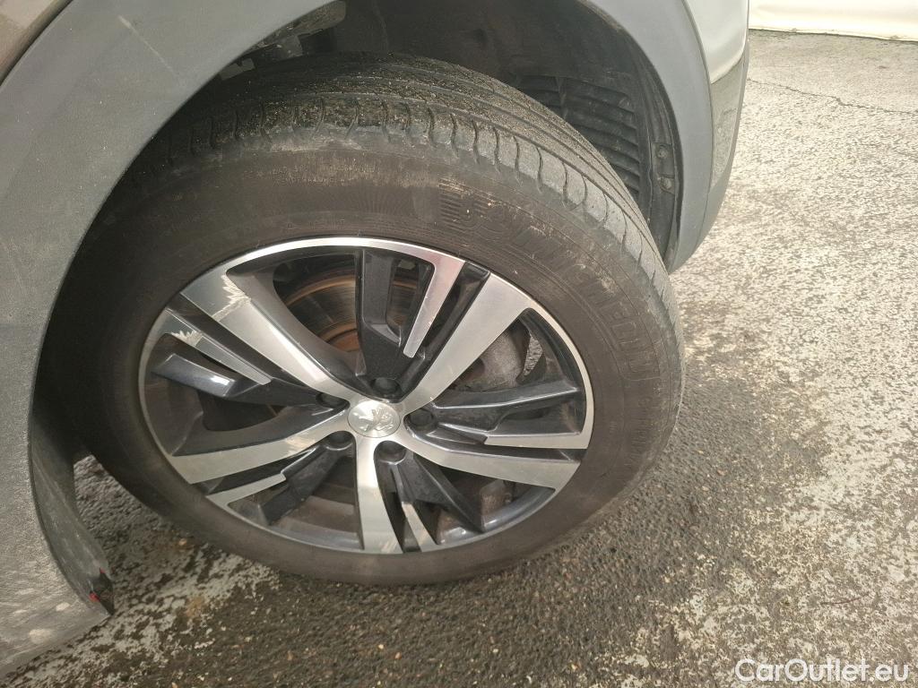  Peugeot  5008  Allure Business 1.5 HDi 130CV BVA8 E6d #22