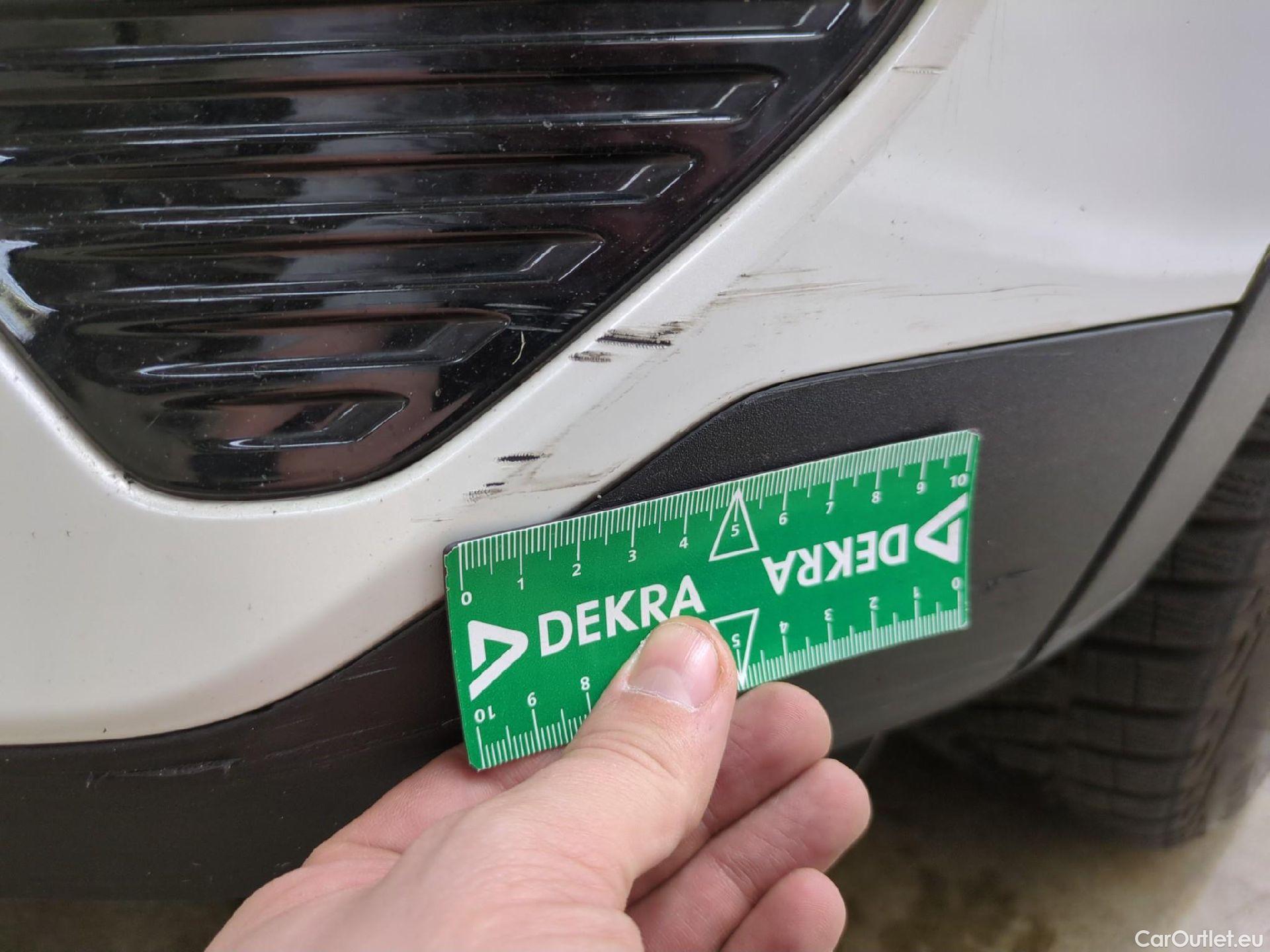  Peugeot  5008 PEUGEOT  / 2020 / 5P / SUV BlueHDi 130 S&S EAT8 GT Pack #49