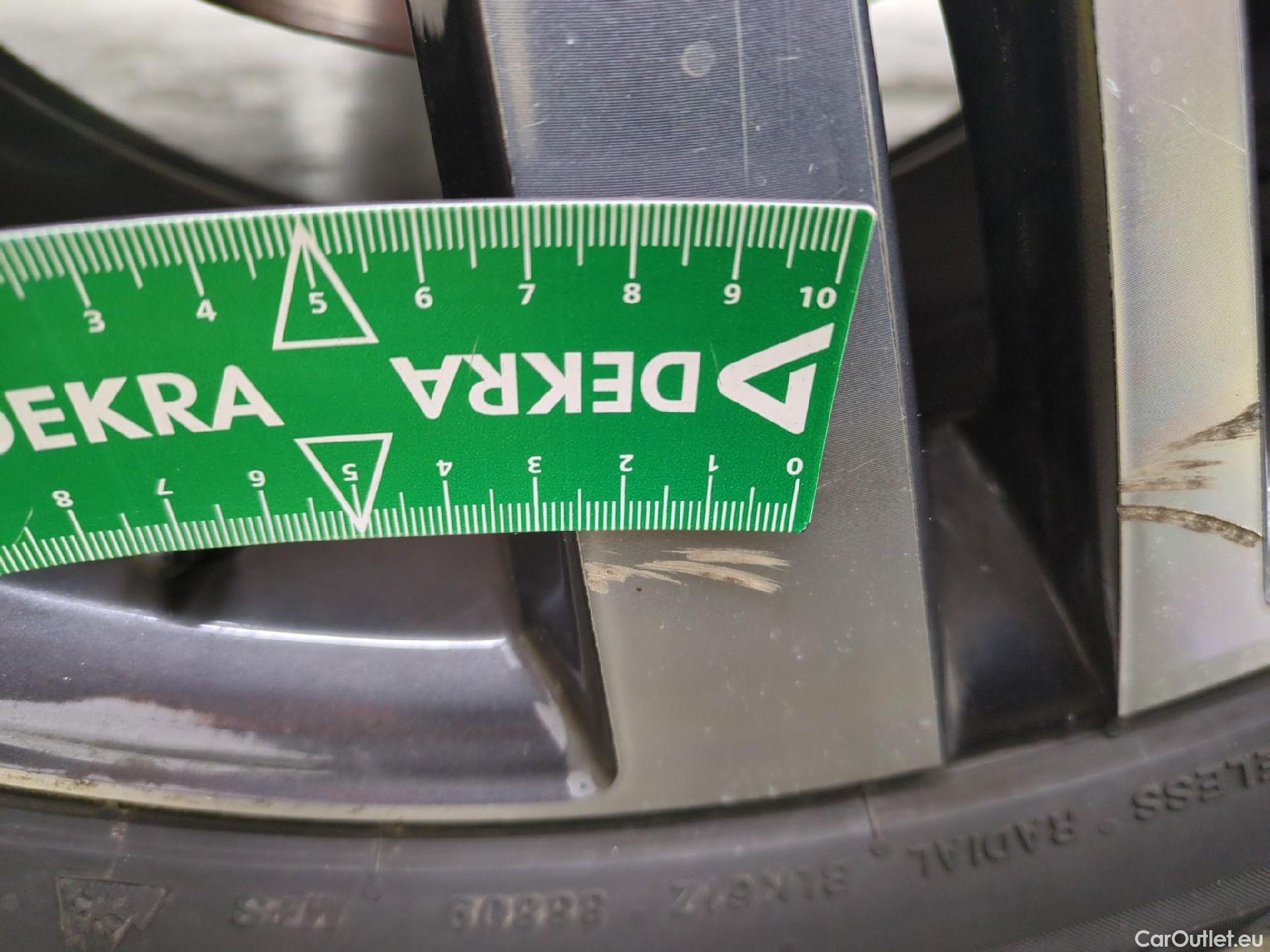  Peugeot  3008  Allure 1.5 HDi 130CV BVA8 E6d #2