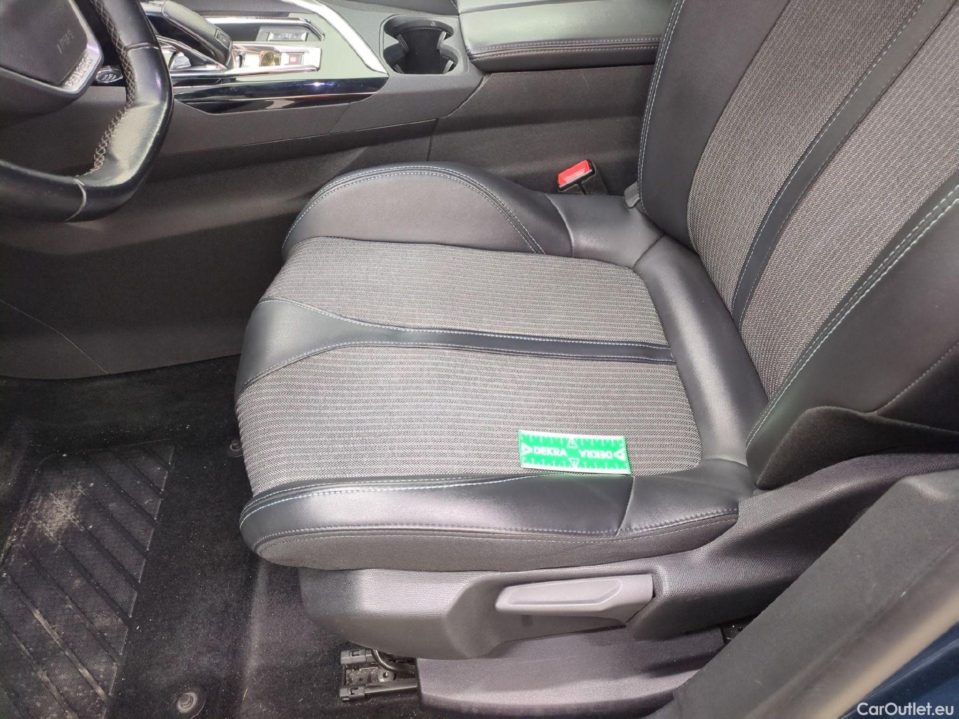  Peugeot  3008  Allure 1.5 HDi 130CV BVA8 E6d #9