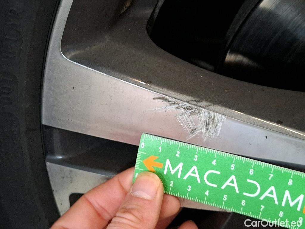  Peugeot  5008  Allure Pack 1.5 HDi 130CV BVM6 7 Sieges E6d #25