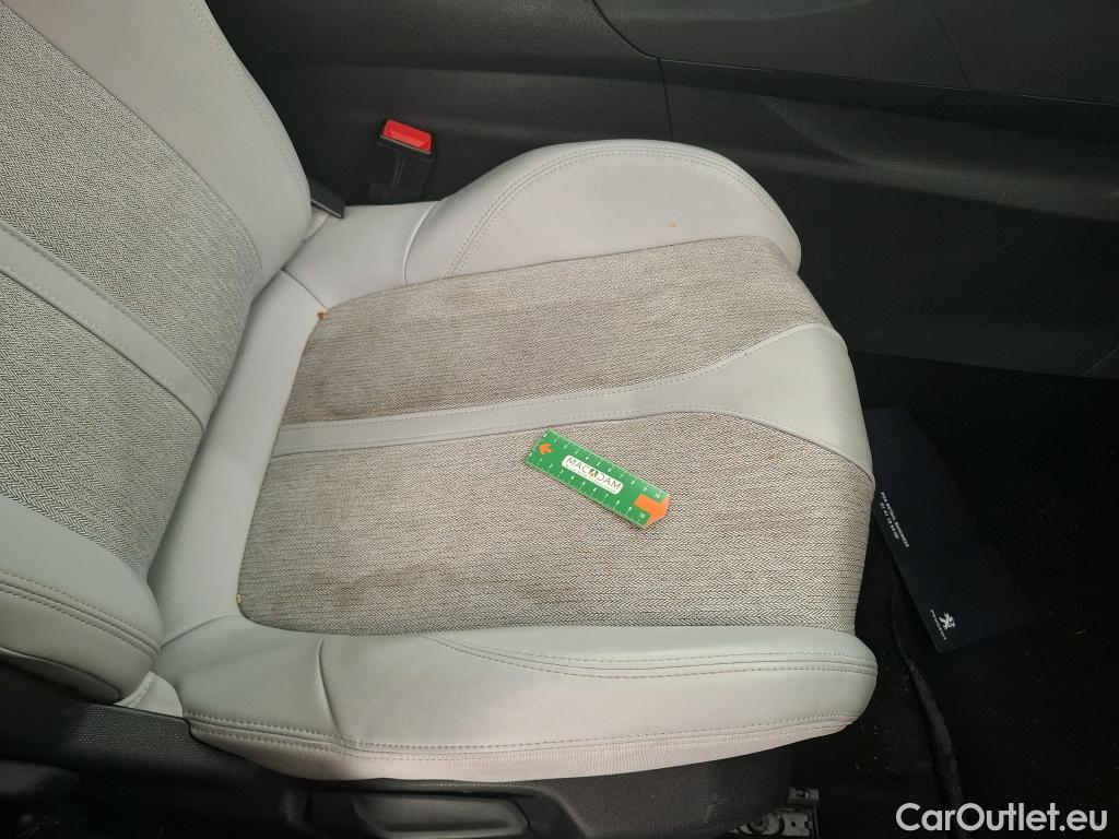  Peugeot  5008  Allure Business 1.5 HDi 130CV BVA8 E6d #42