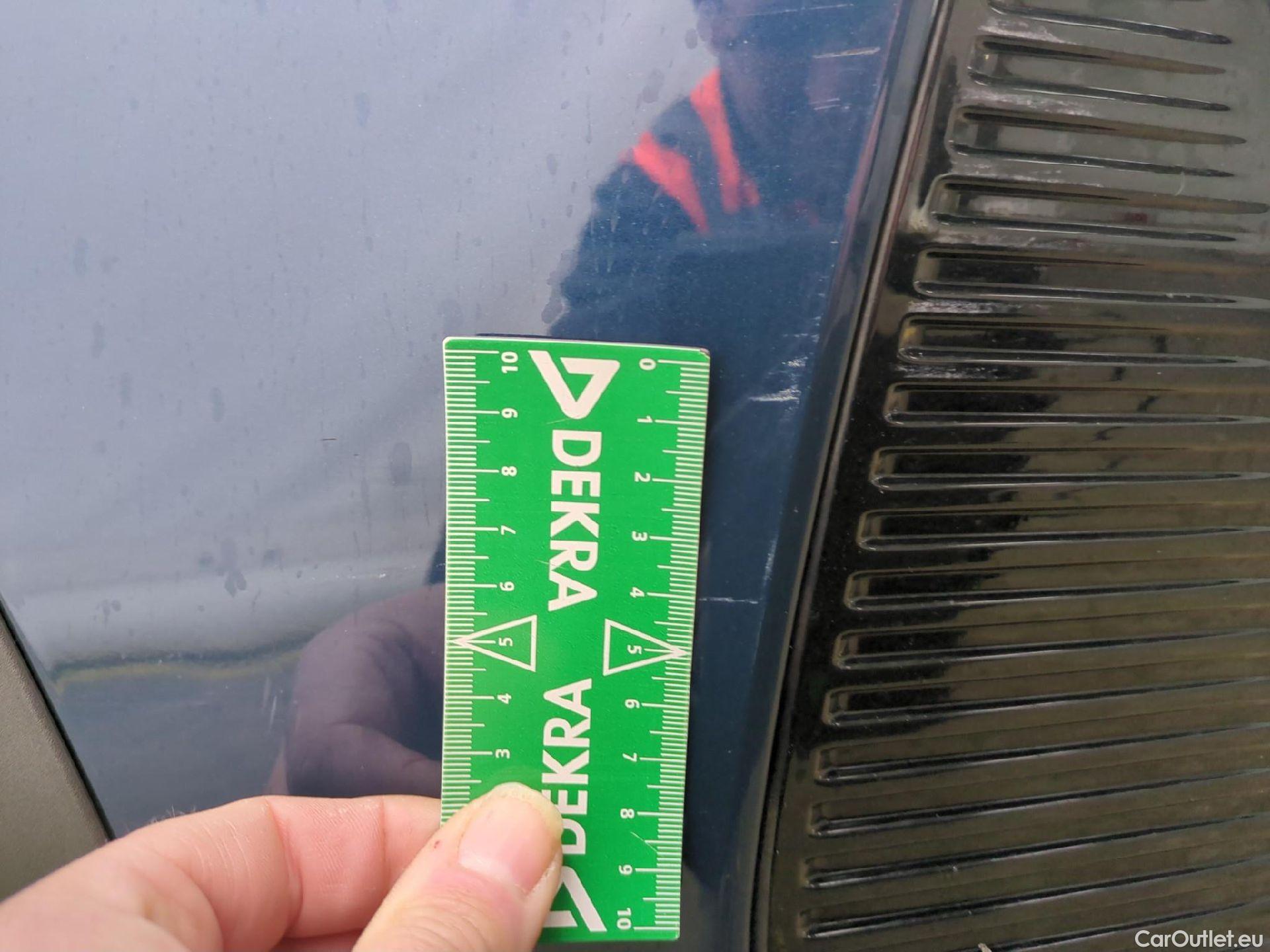  Peugeot  3008  Allure 1.5 HDi 130CV BVA8 E6d #32