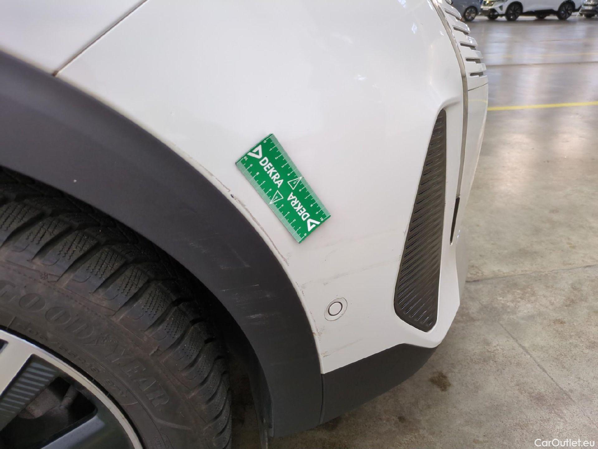  Peugeot  5008 PEUGEOT  / 2020 / 5P / SUV BlueHDi 130 S&S EAT8 GT Pack #44