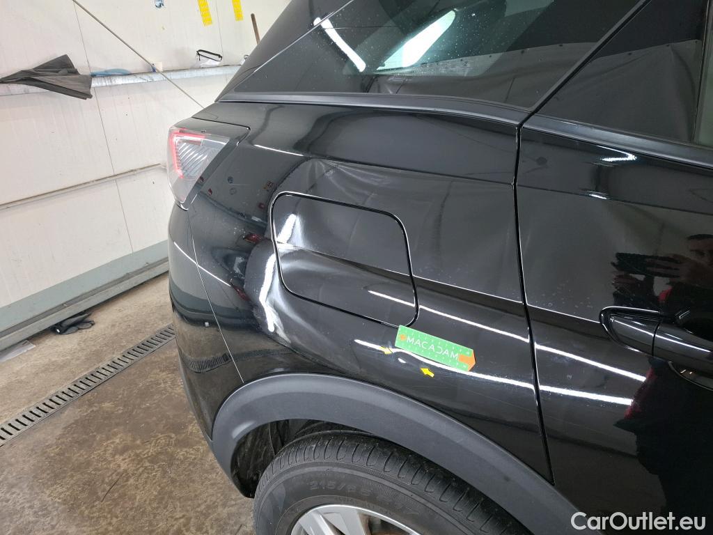  Peugeot  3008  Active Pack 1.5 HDi 130CV BVA8 E6d #28