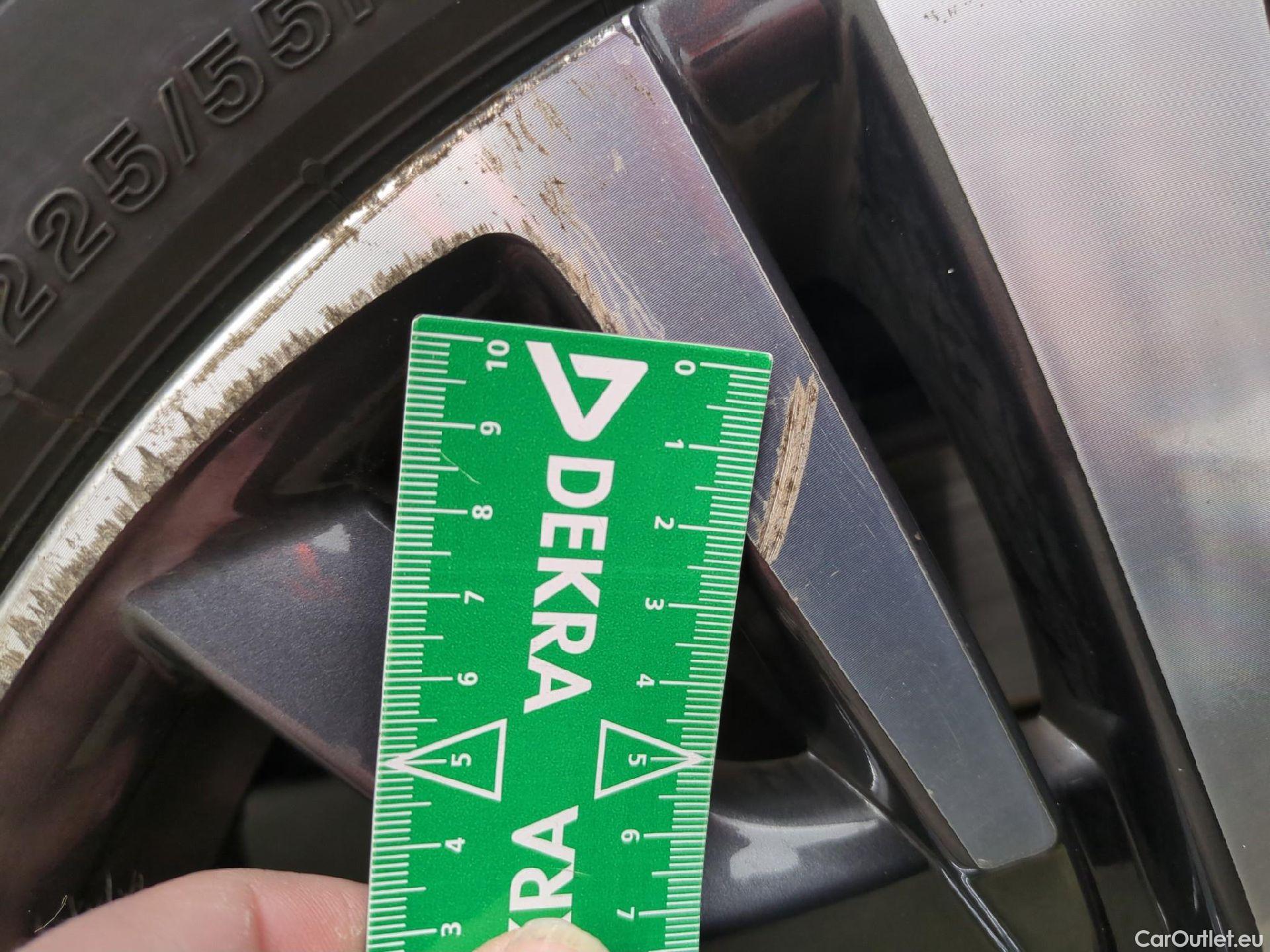  Peugeot  3008  Allure 1.5 HDi 130CV BVA8 E6d #25