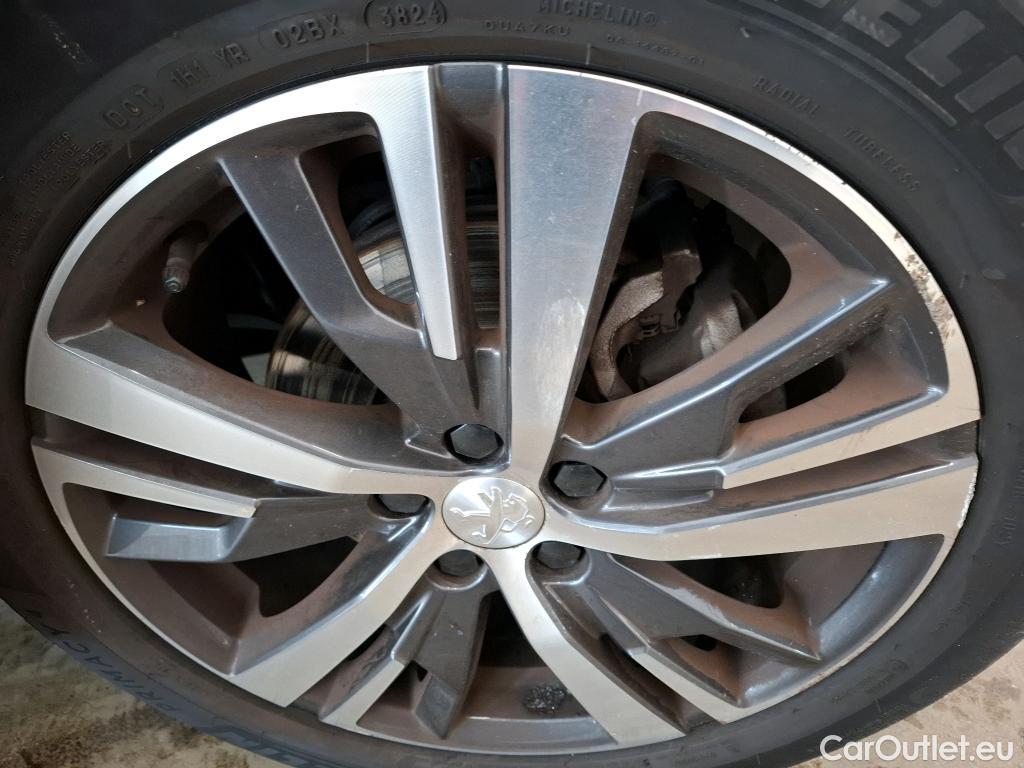  Peugeot  3008  Allure Pack 1.2 PureTech 130CV BVA8 E6d #34