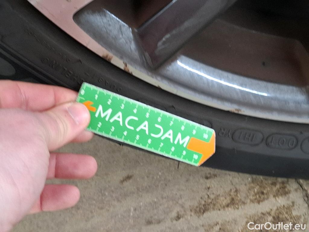  Peugeot  3008  Allure Pack 1.2 PureTech 130CV BVA8 E6d #13