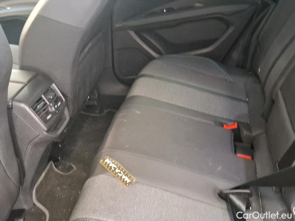  Peugeot  3008  II Allure Pack 1.2 PureTech 130CV BVA8 E6d #9