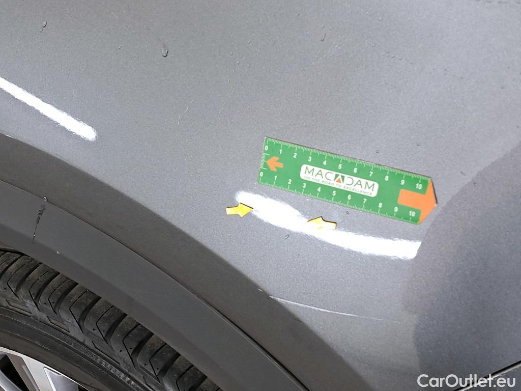  Volkswagen  T-ROC VOLKSWAGEN  / 2017 / 5P / SUV 1.5 TSI 150 EVO CARAT EXCLUSIVE DSG7 #34