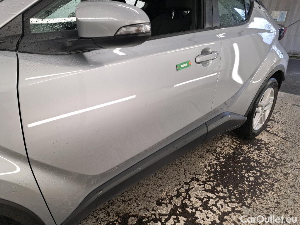  Toyota  C-HR TOYOTA  / 2016 / 5P / SUV 1.8 HYBRIDE 122 DYNAMIC BUSINESS #1