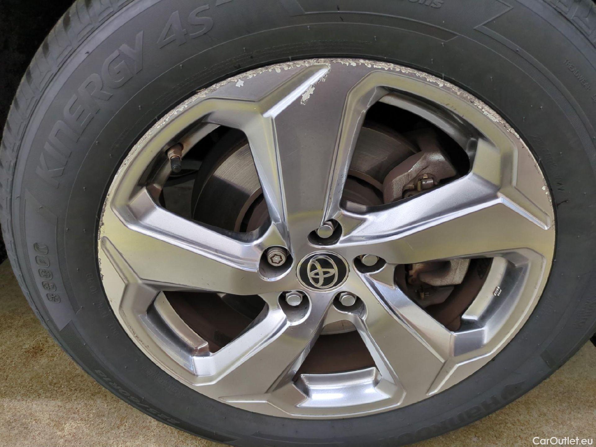  Toyota  RAV4 TOYOTA  Hybride / 2018 / 5P / SUV Hybride 2WD 218ch Dynamic #6