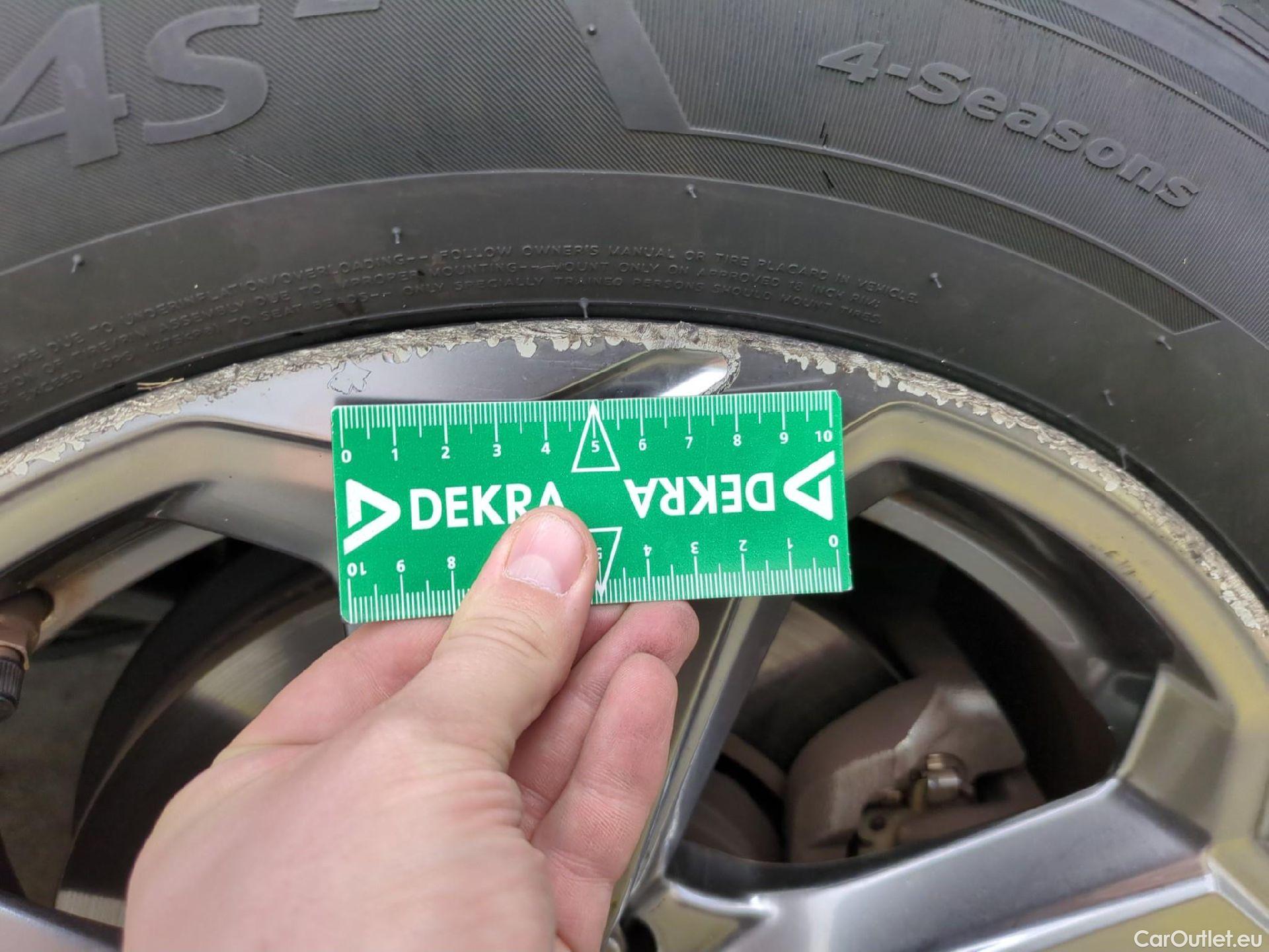  Toyota  RAV4 TOYOTA  Hybride / 2018 / 5P / SUV Hybride 2WD 218ch Dynamic #10