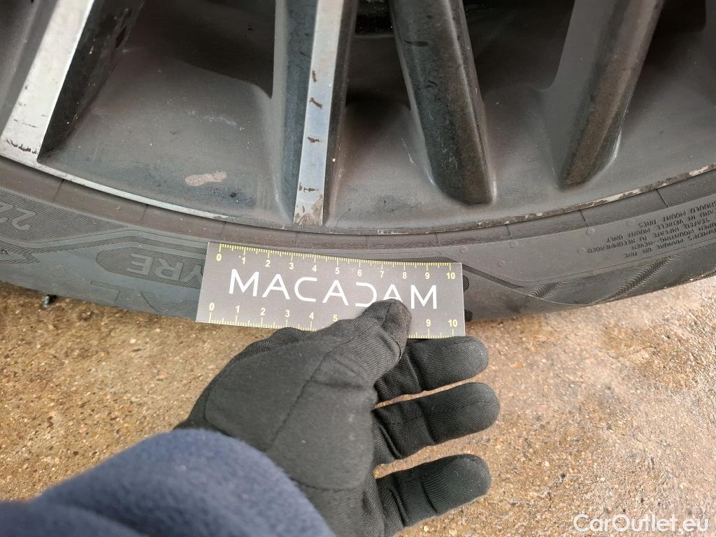  Toyota  C-HR TOYOTA  / 2016 / 5P / SUV 2.0 HYBRIDE 184 DISTINCTIVE #9