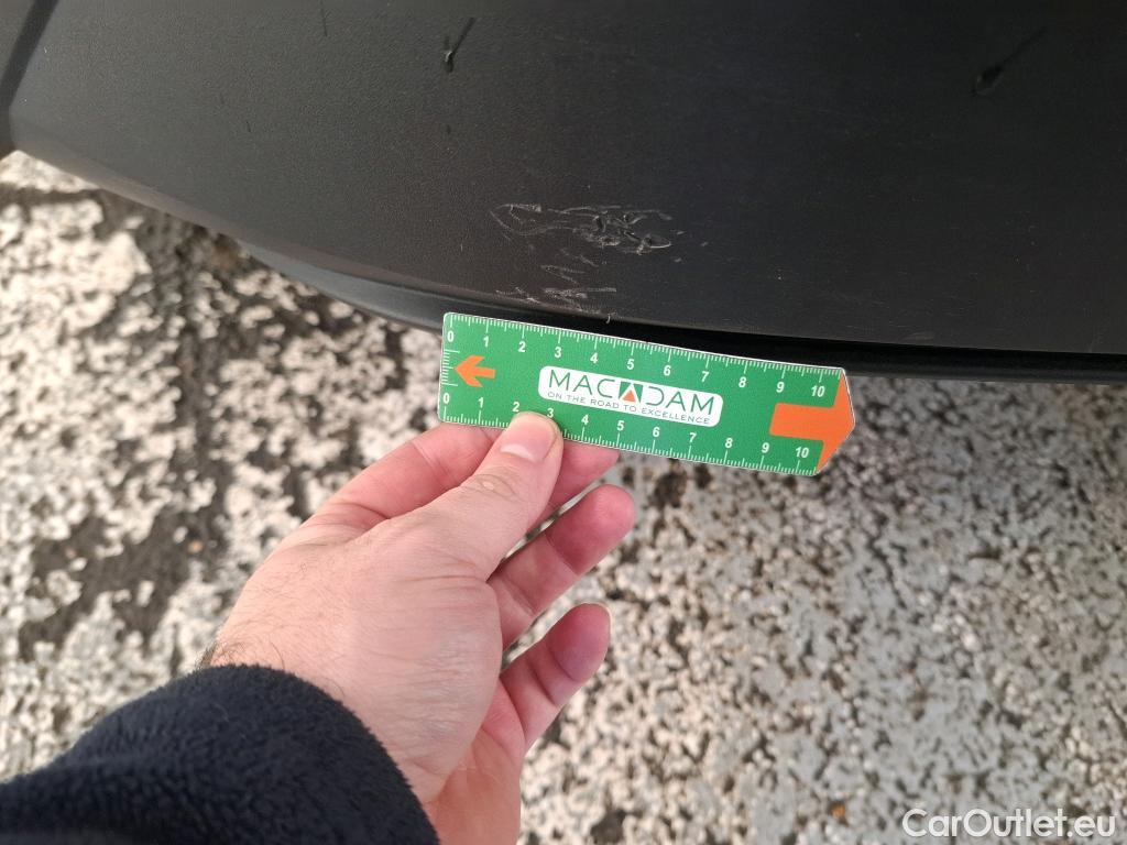  Toyota  C-HR TOYOTA  / 2016 / 5P / SUV 1.8 HYBRIDE 122 DYNAMIC BUSINESS #10