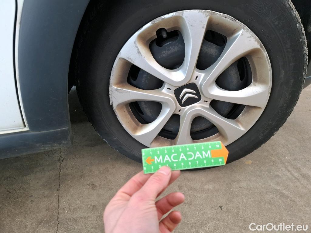  Citroen  C3  Société Feel Nav 1.5 BlueHDI 100CV BVM5 E6dT #18