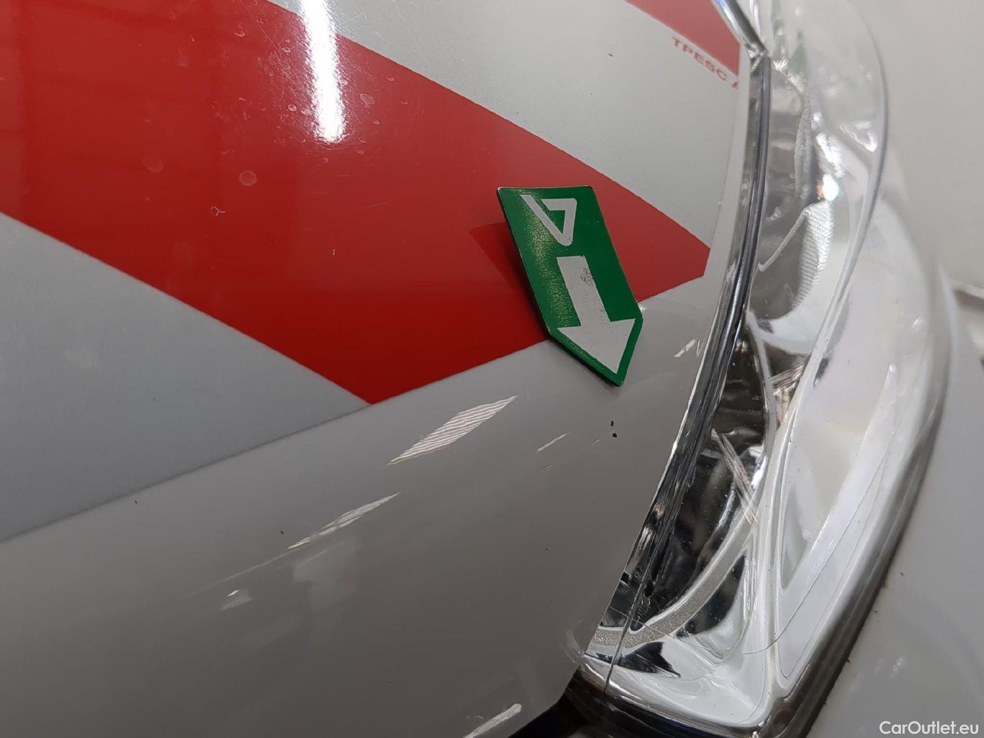  Peugeot  208  Affaire Premium Pack 1.6 HDi 75CV BVM5 E6 #5