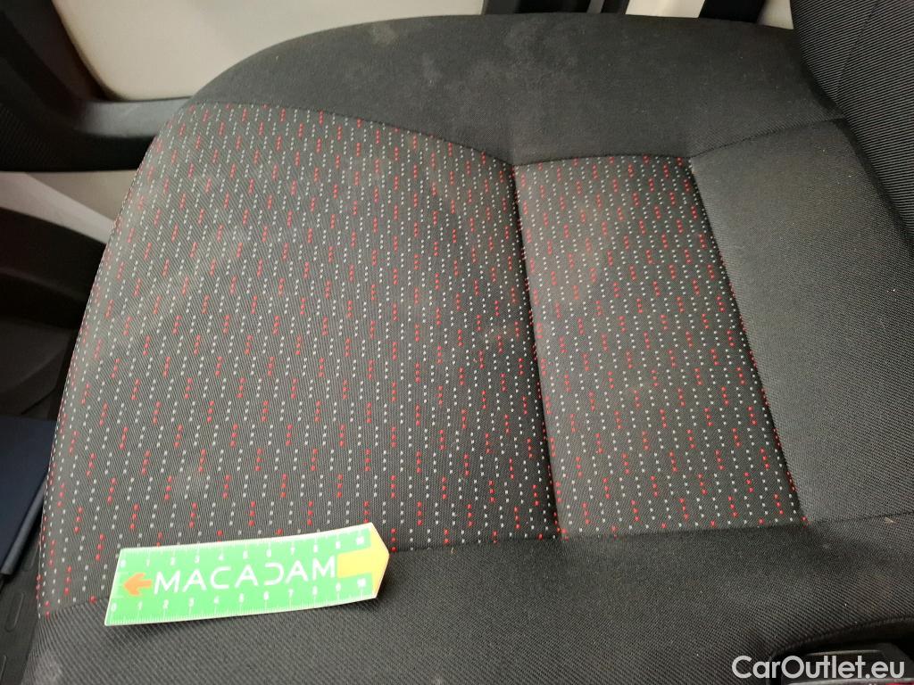  Peugeot  Boxer PEUGEOT  VU 4p Fourgon BLUEHDI 110 PREMIUM PA 333 L1H2 #26