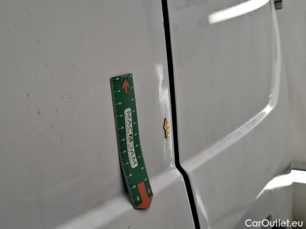  Ford  Transit FORD  Custom / 2018 / 4P / Fourgon tôlé 2.0 ECOBLUE 105 300 L1H2 TREND BUSINESS #14