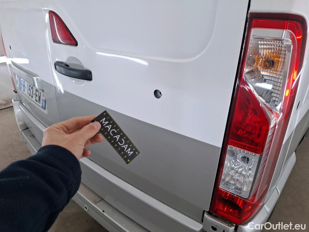  Renault  Master RENAULT  / 2014 / 4P / Fourgon tôlé &FG GCf Trac F3500 L2H2 dCi 110 Euro6 #32