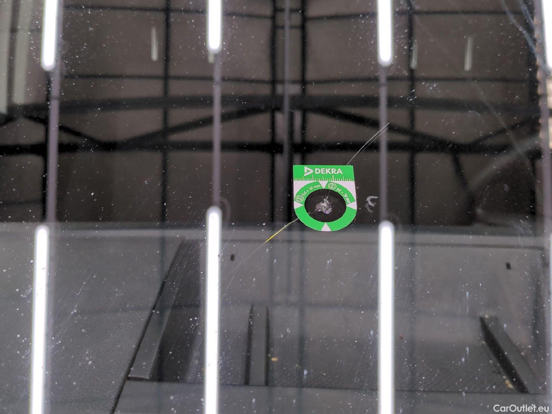  Volkswagen  Caddy VOLKSWAGEN  Maxi Van VU 4p Fourgonnette 2.0 TDI MAXI 102 Business Line #42