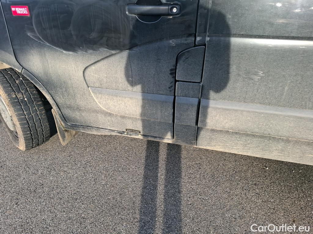  Renault  Master Renault V.I.  VU 4p Fourgon 2.3 150.35 CC L2 PFC C E4 P-MS #53