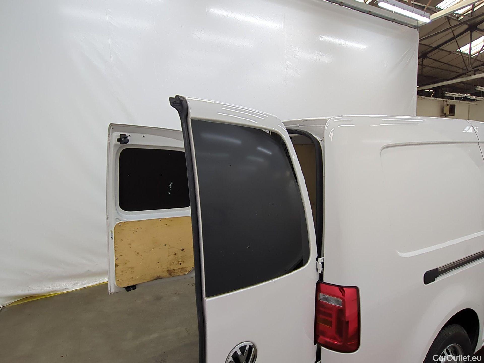  Volkswagen  Caddy VOLKSWAGEN  Maxi Van VU 4p Fourgonnette 2.0 TDI MAXI 102 Business Line #6