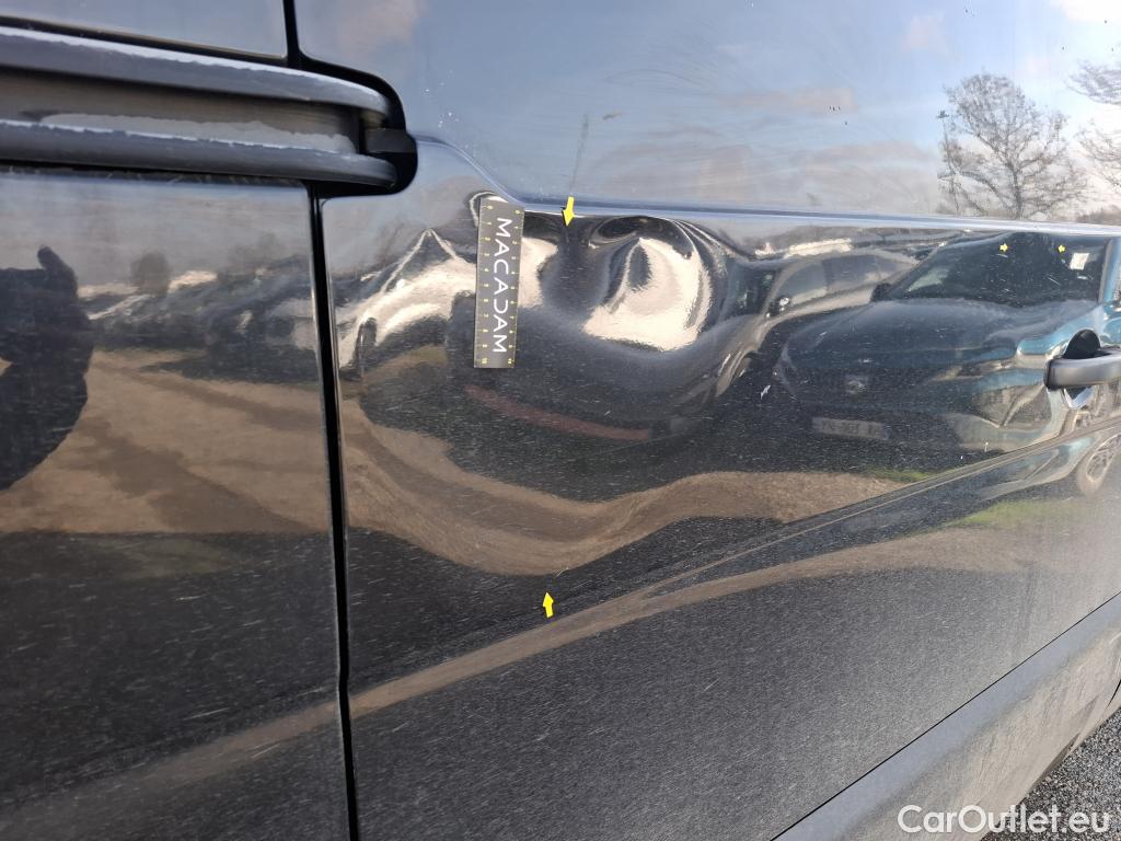  Renault  Master Renault V.I.  VU 4p Fourgon 2.3 150.35 CC L2 PFC C E4 P-MS #17