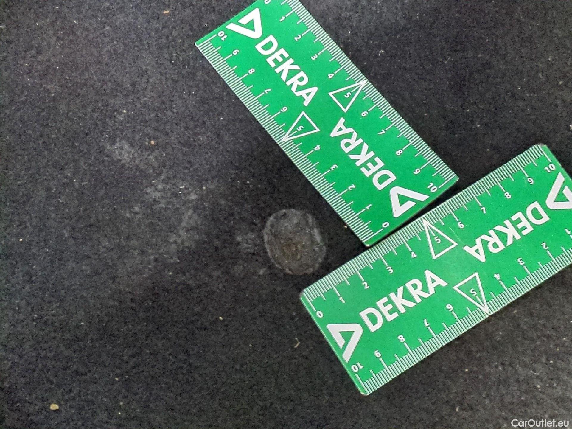  Volkswagen  Caddy VOLKSWAGEN  Maxi Van VU 4p Fourgonnette 2.0 TDI MAXI 102 Business Line #7